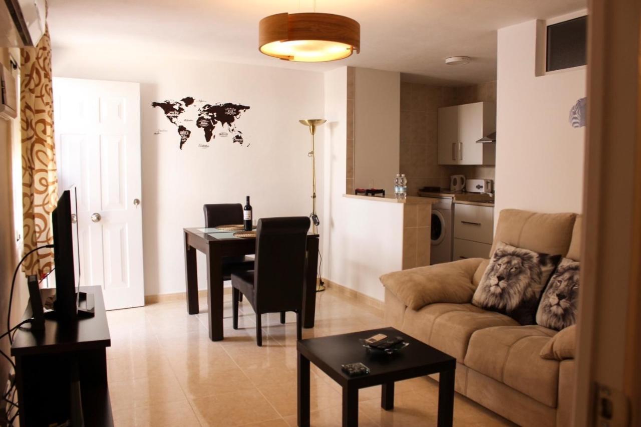 Apartamentos La Mar Chica Benalmadena Luaran gambar