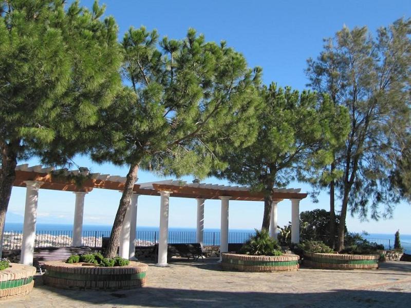 Apartamentos La Mar Chica Benalmadena Luaran gambar